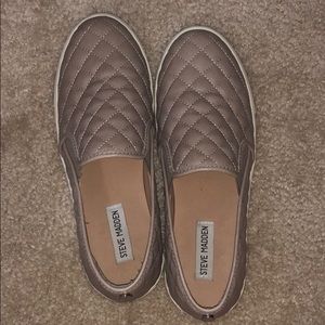 Steve Madden slip on shoes
